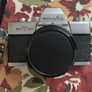 SR-T SC 35mm Film Camera Bundle
